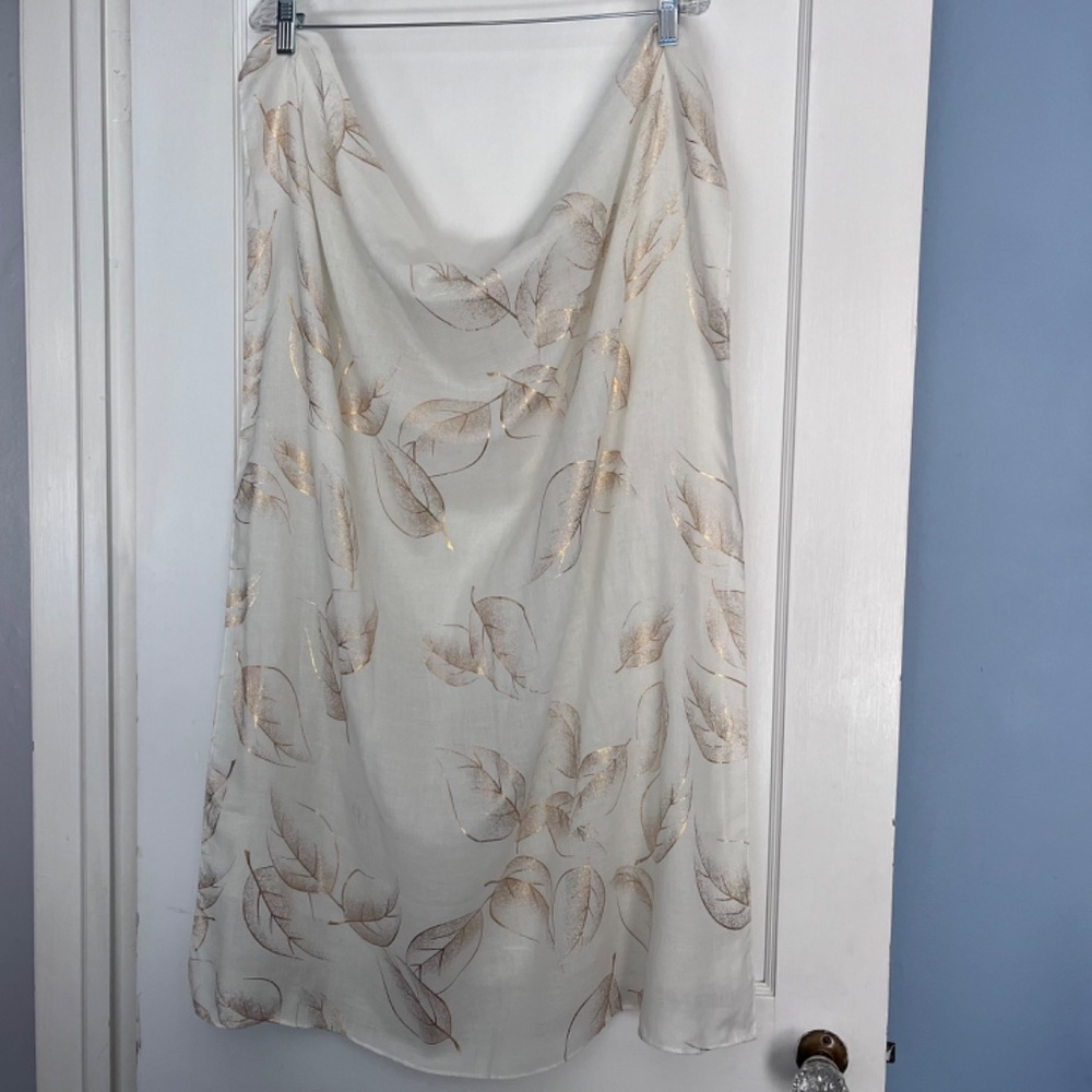 Lightweight ivory scarf with gold foil leaves